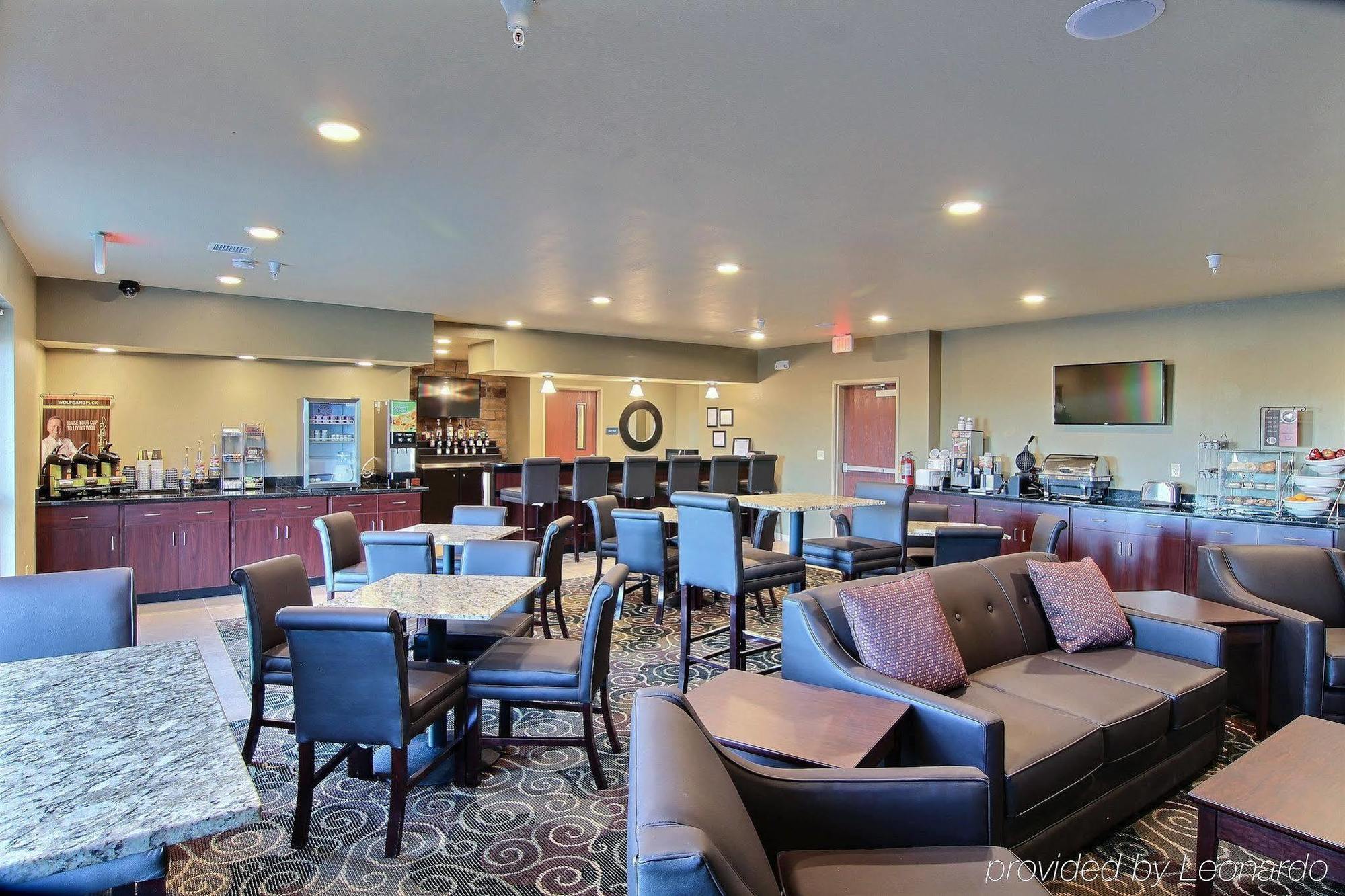 Cobblestone Hotel&Suites - Beulah Extérieur photo